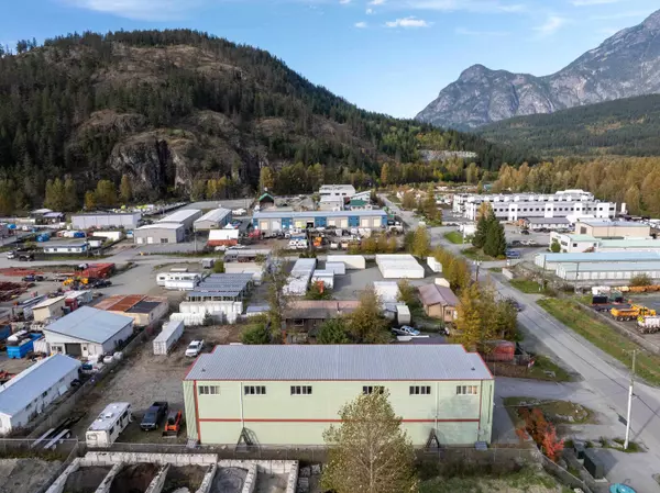 7327 Industrial WAY #4 Pemberton, BC V0N 2L0