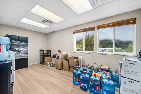 7327 Industrial WAY #5 Pemberton, BC V0N 2L0