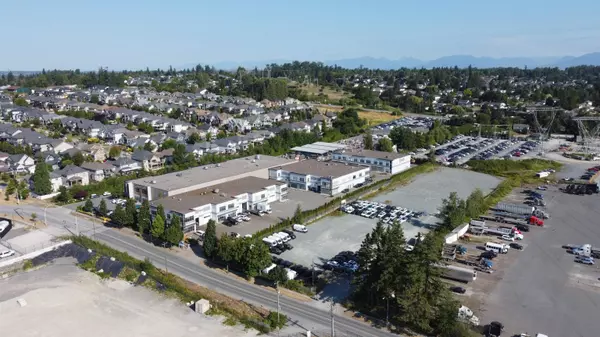 Surrey, BC V3S 4R1,19055 54 AVE #301-303