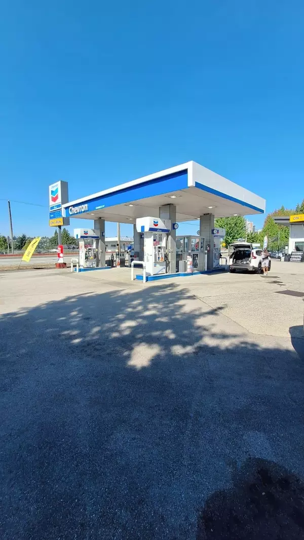 685 Lougheed HWY, Coquitlam, BC V3K 3S5