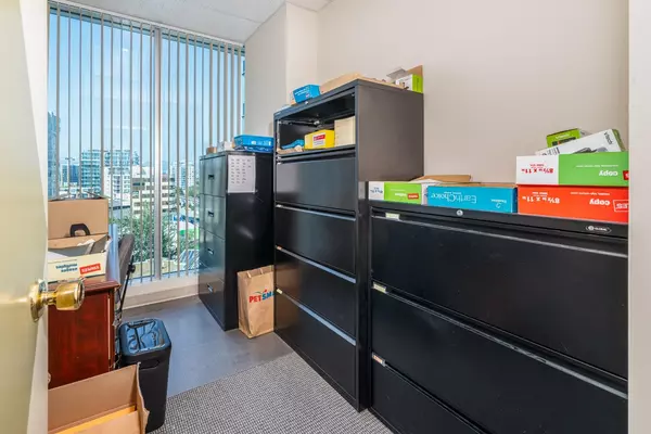 6081 No. 3 RD Richmond, BC V6Y 2B2