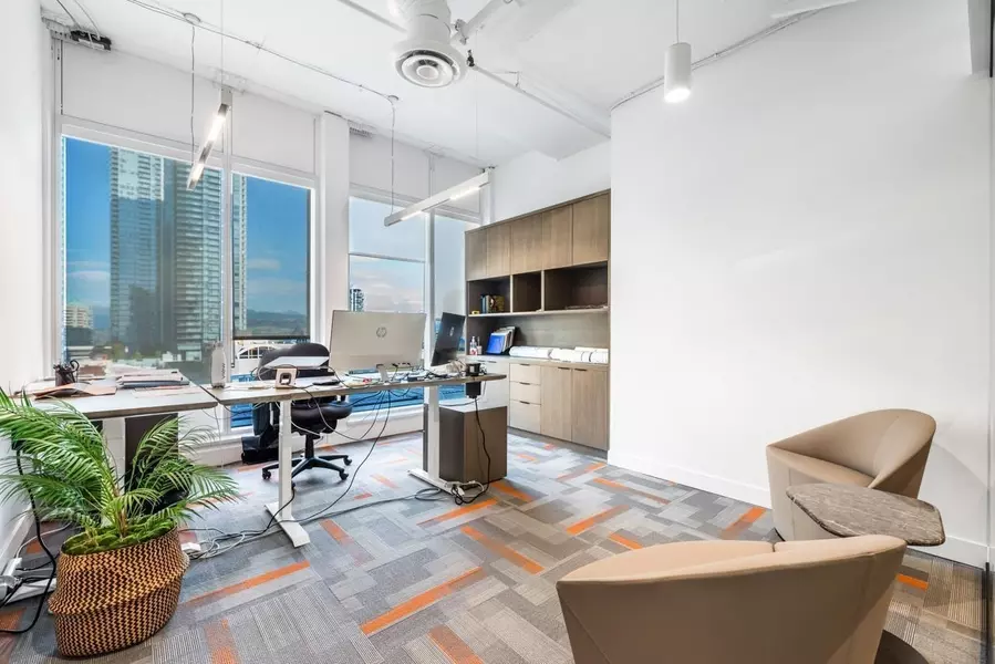 6378 Silver AVE #703, Burnaby, BC V5H 0J2