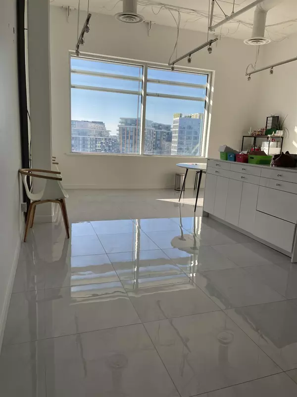 Richmond, BC V6X 0S8,8477 Bridgeport RD #915