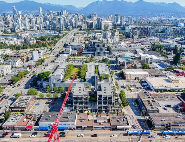 409 W Broadway, Vancouver, BC V5Y 1R4