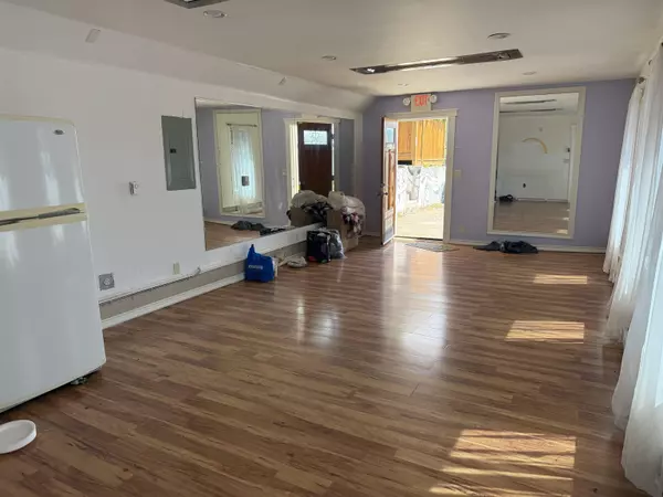 Mission, BC V2V 3R9,7331 Grand ST