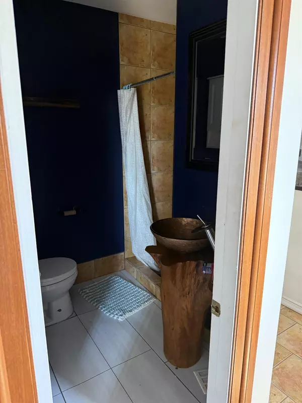 Mission, BC V2V 3R9,7331 Grand ST