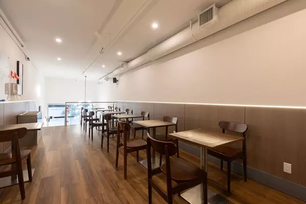 Vancouver, BC V6K 2G6,2815 W Broadway