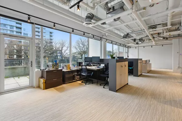 5508 Hollybridge WAY #315 Richmond, BC V7C 0E2