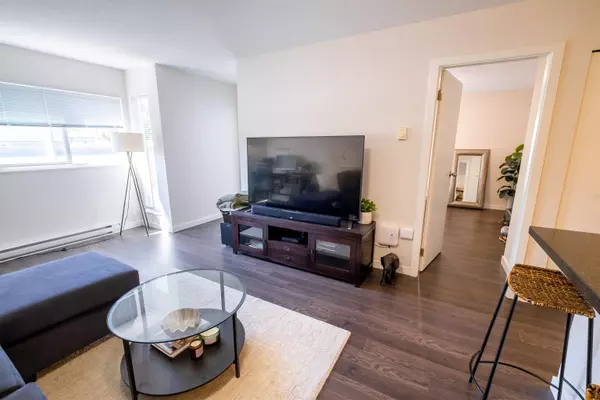 8738 French ST Vancouver, BC V6P 4W7