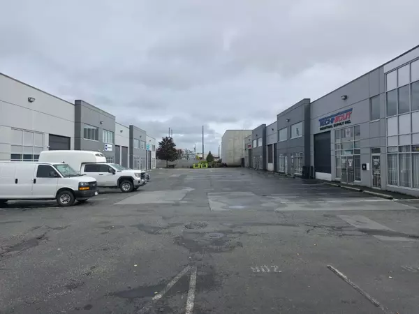 Surrey, BC V4N 4W7,9466 189 ST #201-202