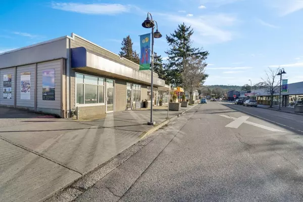 Sechelt, BC V0N 3A6,5672 Cowrie ST