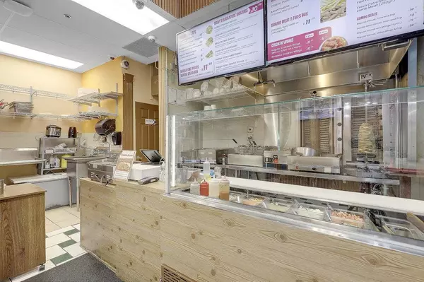 Vancouver, BC V6Z 1A8,770 Nelson ST