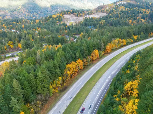 950 Old Hope Princeton WAY Hope, BC V0X 1L4