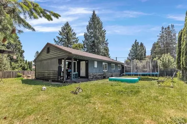 11410 207 ST Maple Ridge, BC V2X 1W8