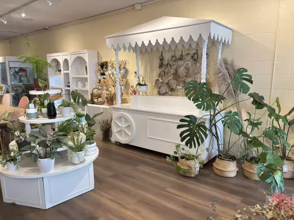 Vancouver, BC V6J 1M3,1820 W 4th AVE