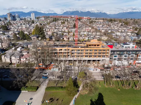 Vancouver, BC V5Y 2Z7,133 W 49th AVE #151