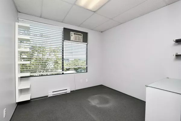 Coquitlam, BC V3K 6V5,62 Fawcett RD #17