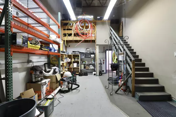 Coquitlam, BC V3K 6V5,62 Fawcett RD #17