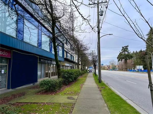 Richmond, BC V6X 3Z8,8888 Odlin CRES #1270