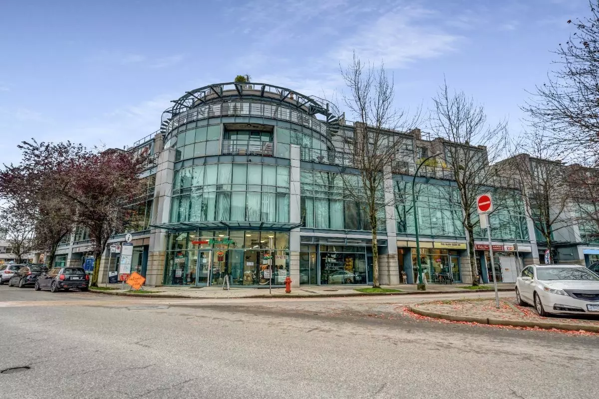 Vancouver, BC V6J 1G1,1628 W 1st AVE #237