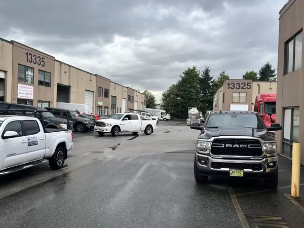 Surrey, BC V3R 0R8,13365 115 AVE #69