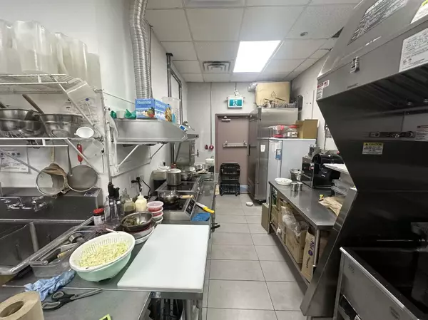 Vancouver, BC V5R 4M7,5712 Tyne ST