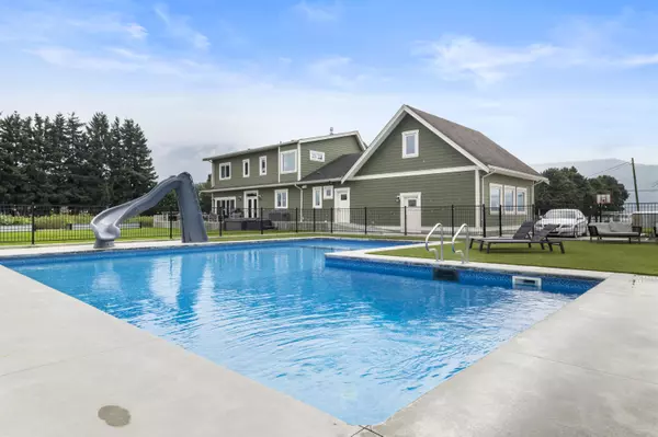 49111 Chilliwack Central RD Chilliwack, BC V2P 6H3