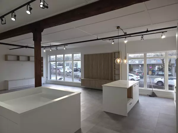 Abbotsford, BC V2S 3T3,2556 Montrose AVE #220