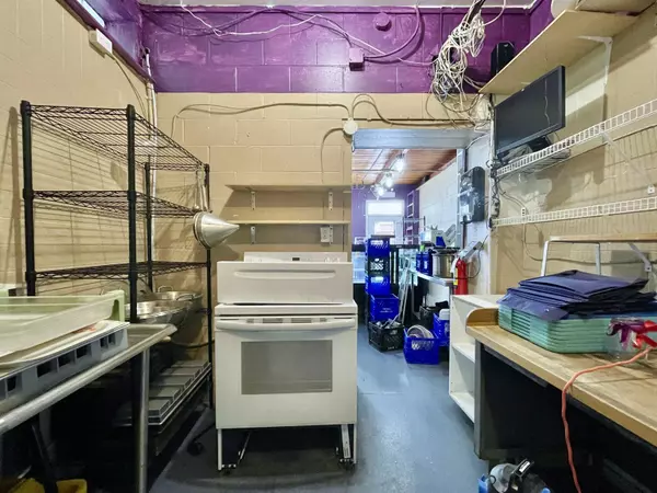 Gibsons, BC V0N 1V0,292 Gower Point RD #2