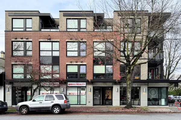 3407 W Broadway, Vancouver, BC V6R 2B4