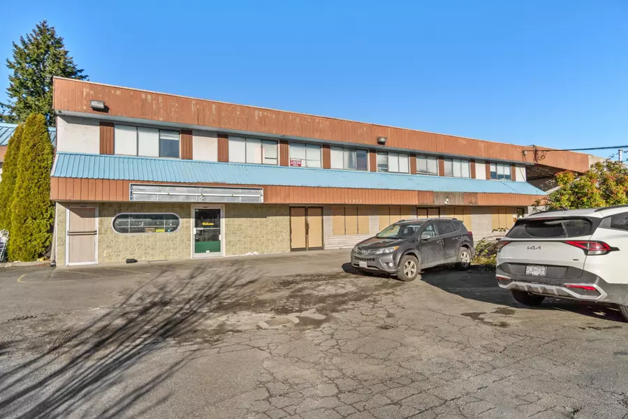 11955 95a AVE, Delta, BC V4C 3W1