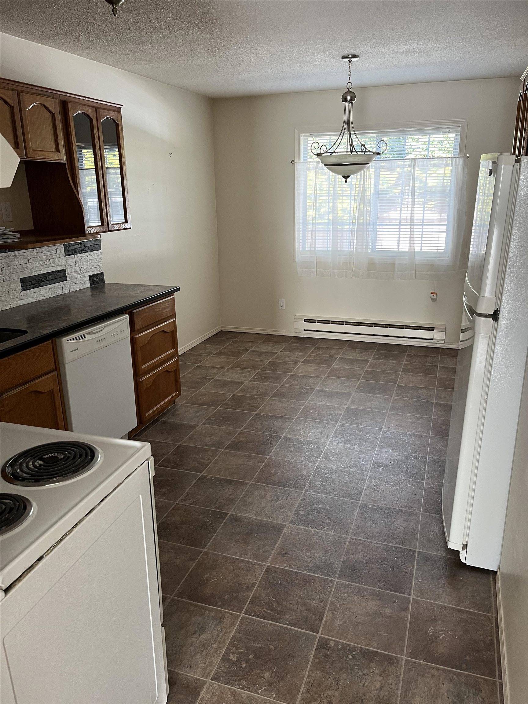 Chilliwack, BC V2P 5N1,9416 Hazel ST #1-10