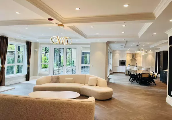 Vancouver, BC V6M 3V8,6350 East Boulevard