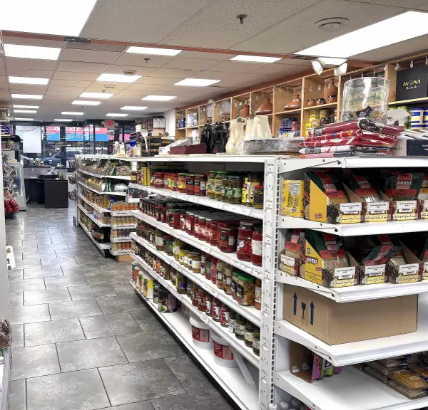 Vancouver, BC V6K 2H4,3216 W Broadway