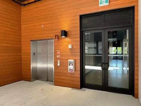 Vancouver, BC V5X 3A2,8188 Manitoba ST #206