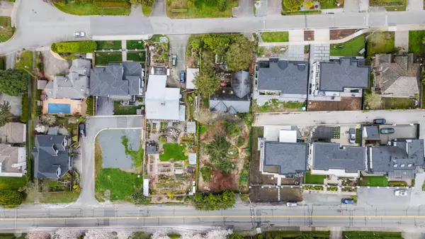 13491 Marine DR, Surrey, BC V4A 1G1