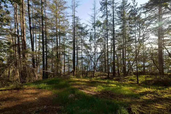 Sechelt, BC V7Z 0N2,LOT C Sunshine Coast HWY