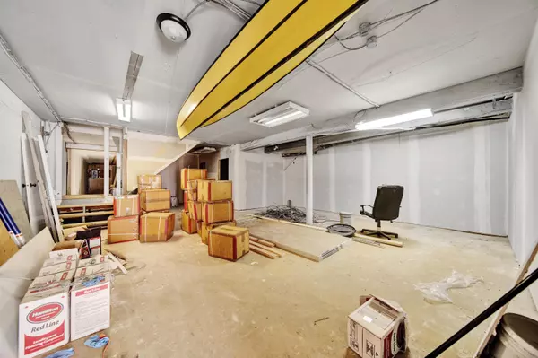 Abbotsford, BC V2S 2G7,33719 Essendene AVE