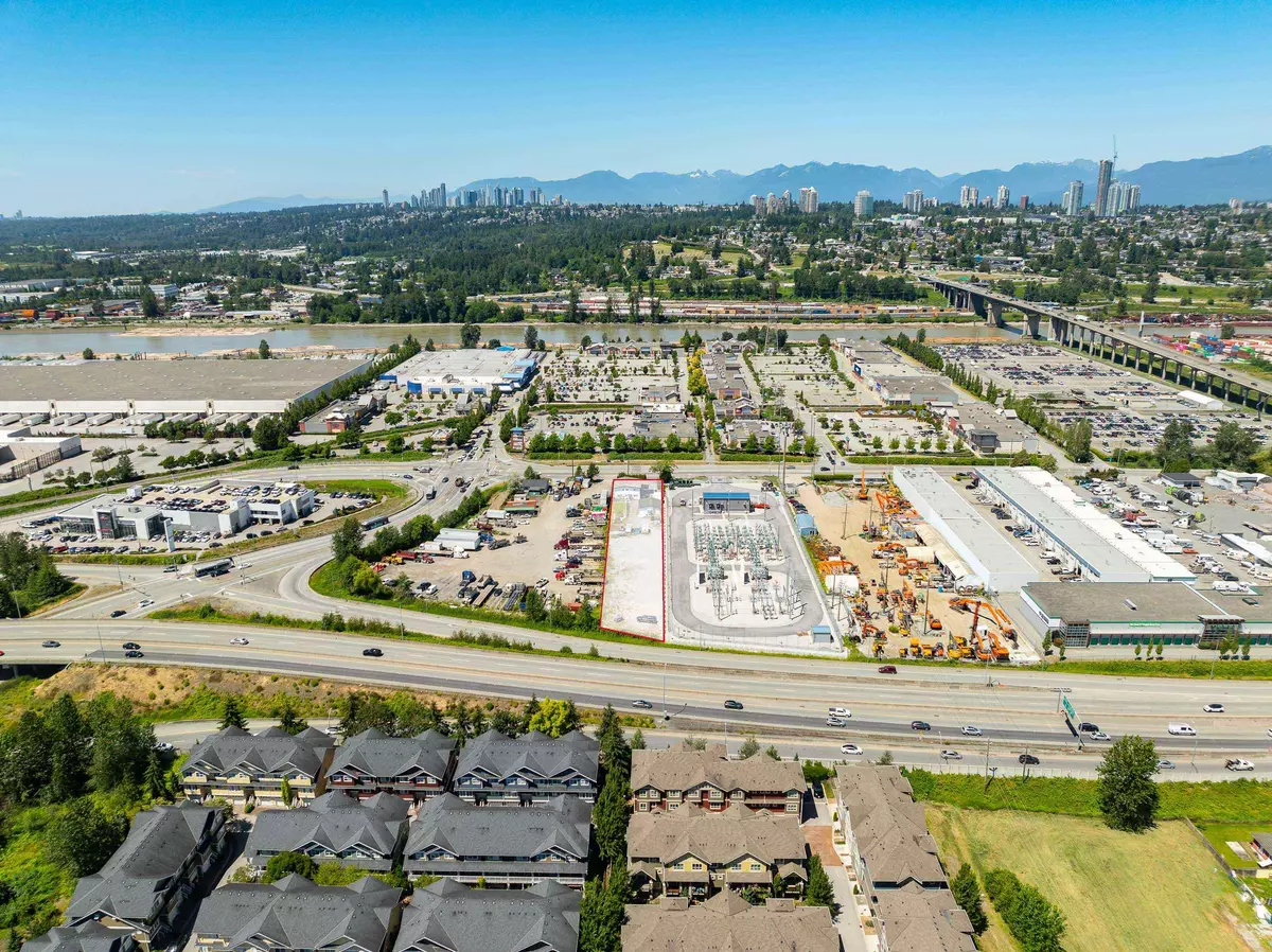 New Westminster, BC V3M 5G7,906 Boyd ST