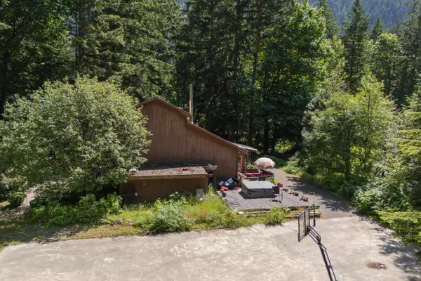 Hope, BC V0X 1L2,19683 Silver Skagit RD