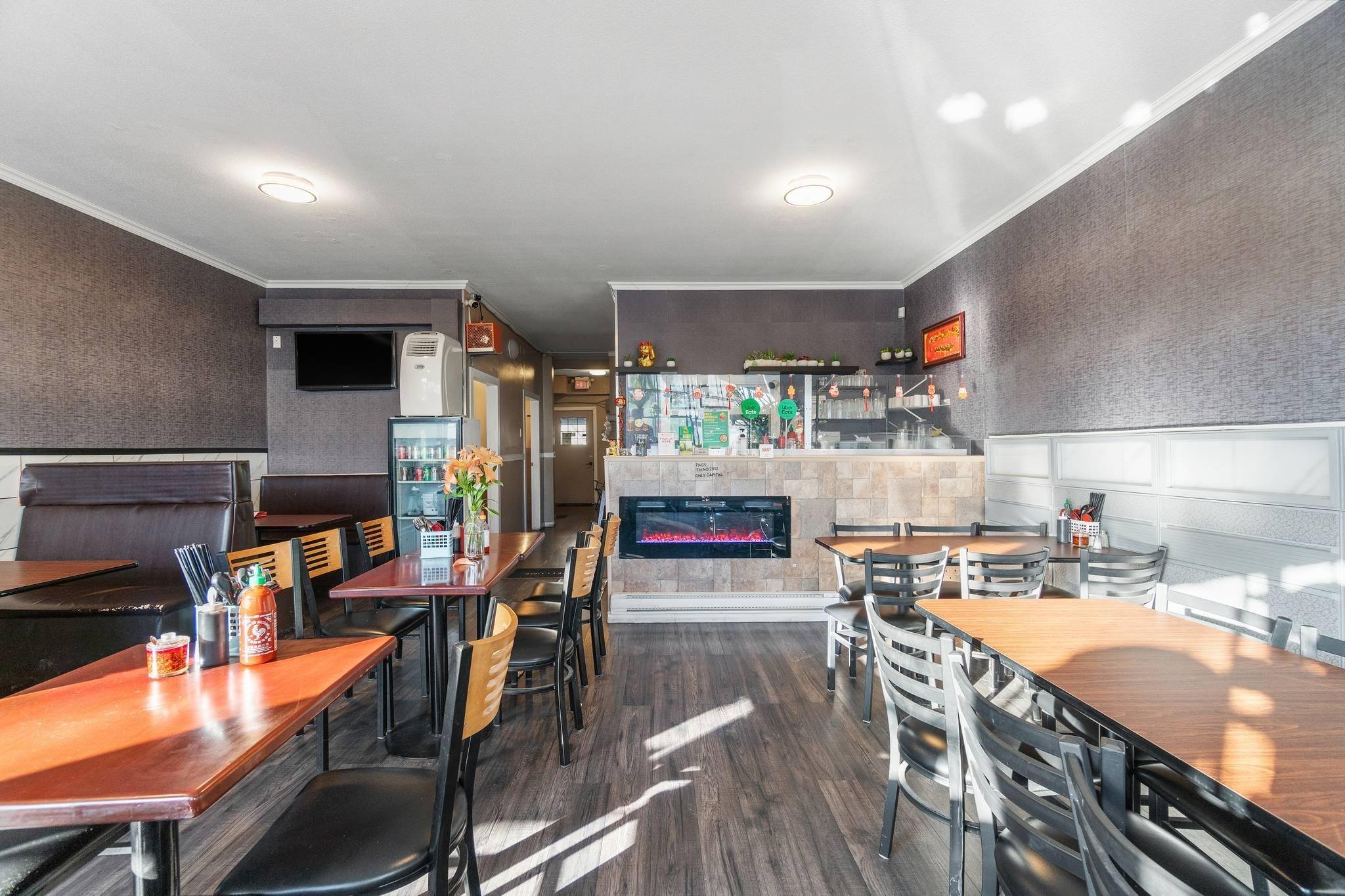 Langley, BC V4W 3P8,27243 Fraser HWY