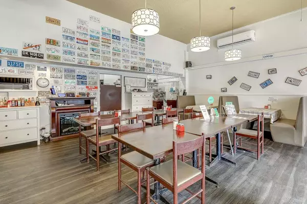 White Rock, BC V4B 3Z5,1490 Johnston RD