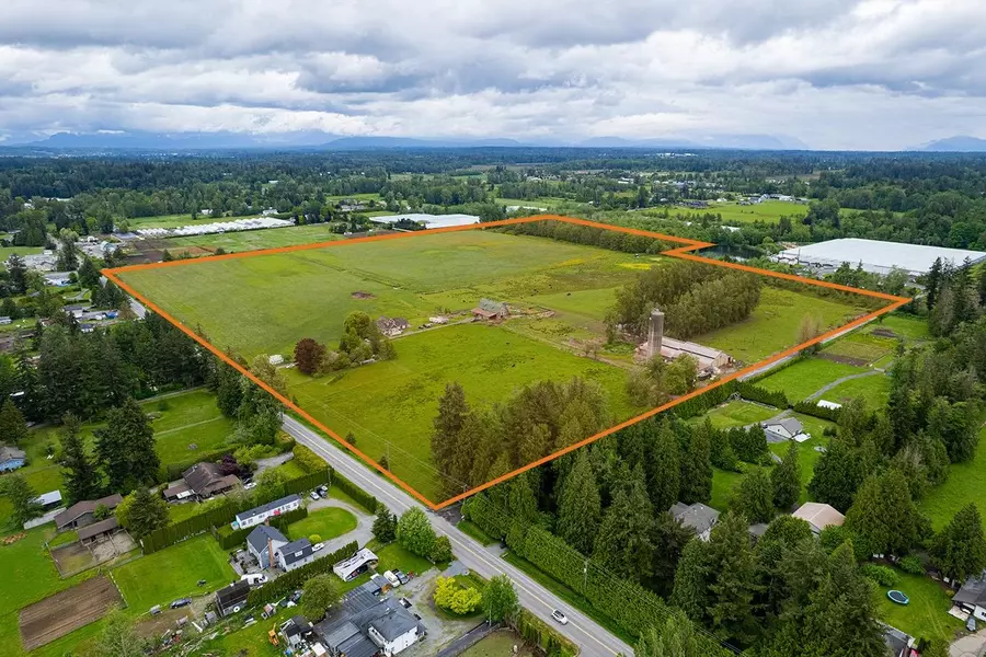 2208 208 ST, Langley, BC V2Z 2A6