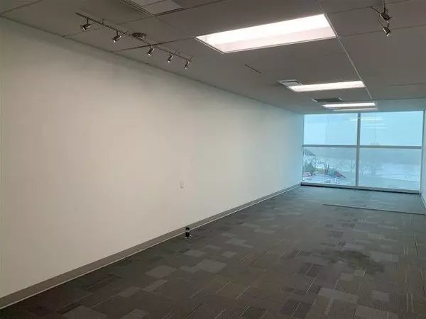 Richmond, BC V6X 0J8,4000 No. 3 RD #6145