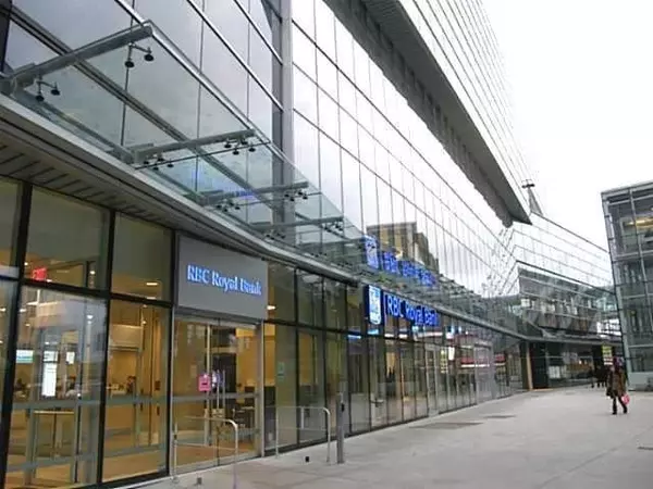 Richmond, BC V6X 0J8,4000 No. 3 RD #6145