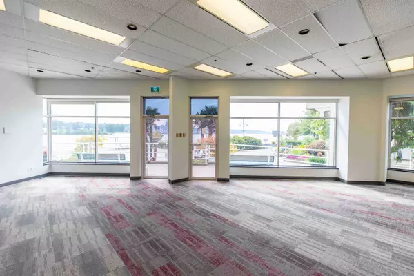 960 Quayside DR #106, New Westminster, BC V3M 6G2