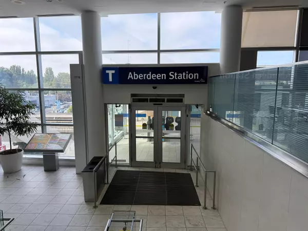 Richmond, BC V6X 0J8,4000 No. 3 RD #3335