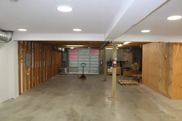 Delta, BC V4G 1H7,7073 Venture ST #101