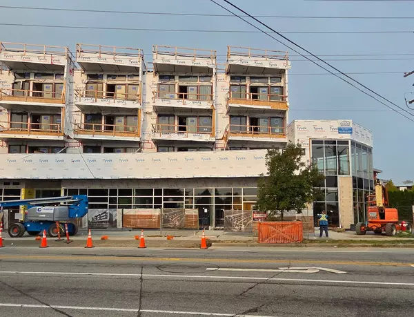 Surrey, BC V4A 4V3,2233 156 ST #108