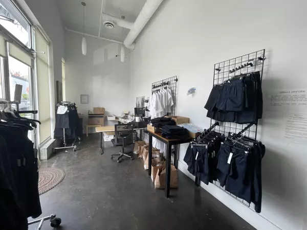 Surrey, BC V3S 8E5,18663 52 AVE #109